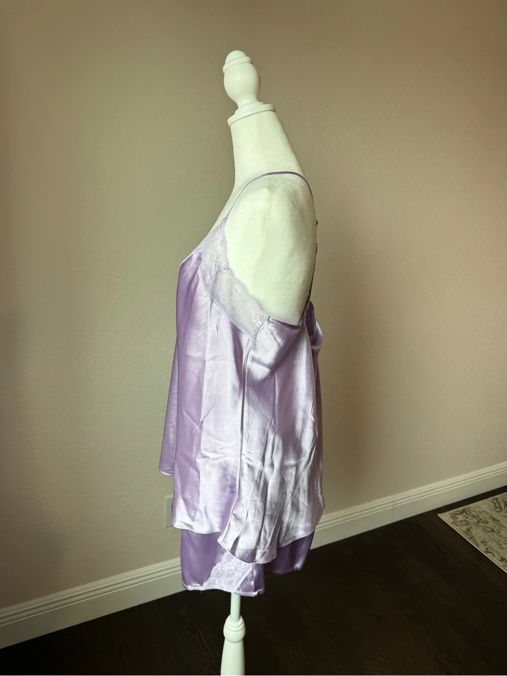 NWT Linea Donatella Lavender Satin Lace Pajama Set XL